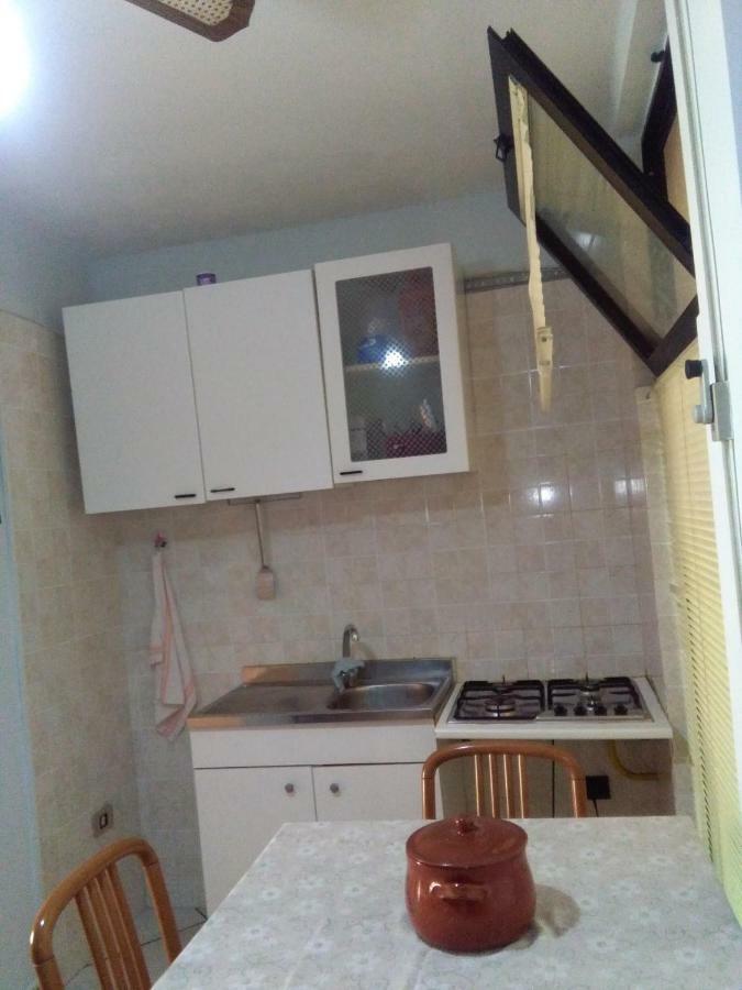 Centro Storico Apartment Brindisi Luaran gambar